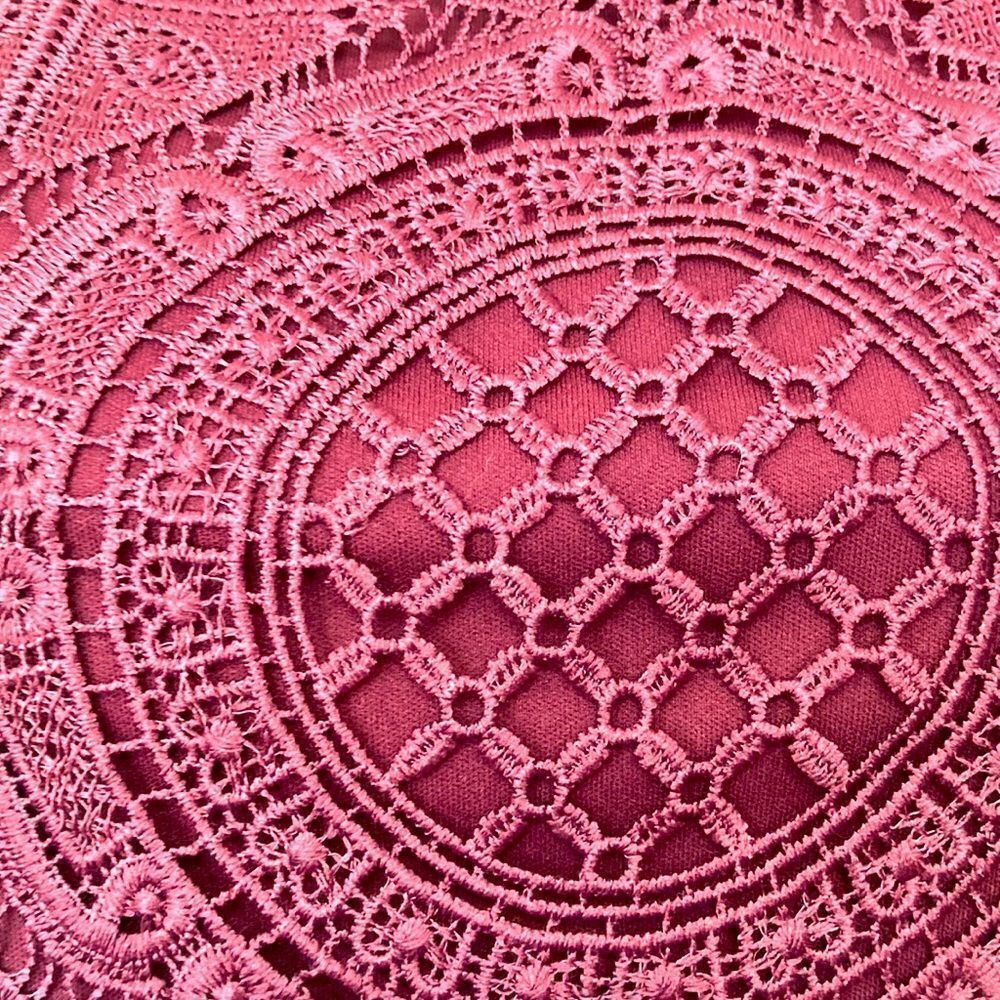 It’s pink top   - Picture 4 of 10